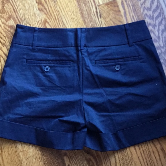 NWT New York & Co Shorts, size 2 - Picture 3 of 6